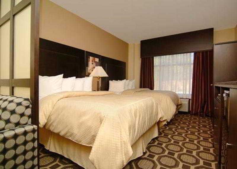Holiday Inn Express & Suites Lexington By Ihg מראה חיצוני תמונה